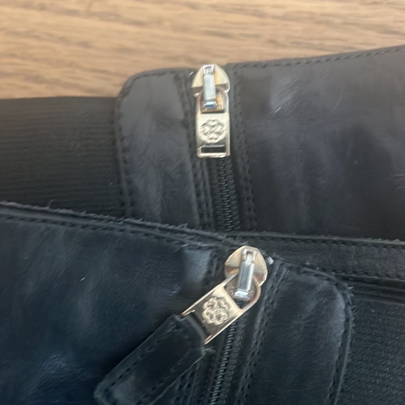 Boots - Picture 8 of 8